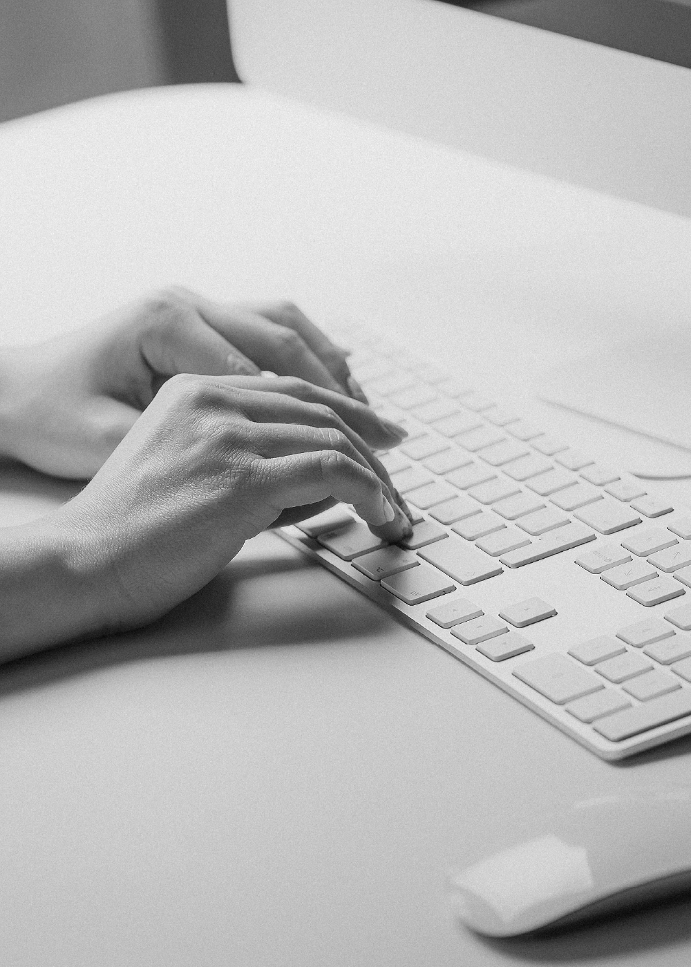 Inviaci una E-mail